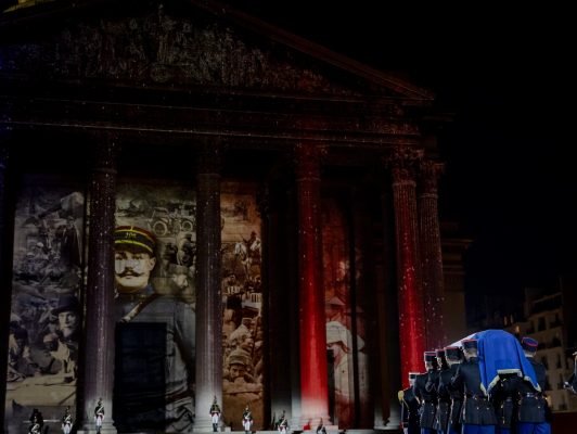 Photo de la panthéonisation de Maurice Genevoix